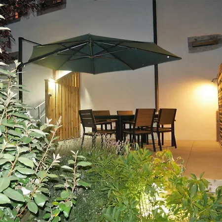 Apartment Les De La Tour, 